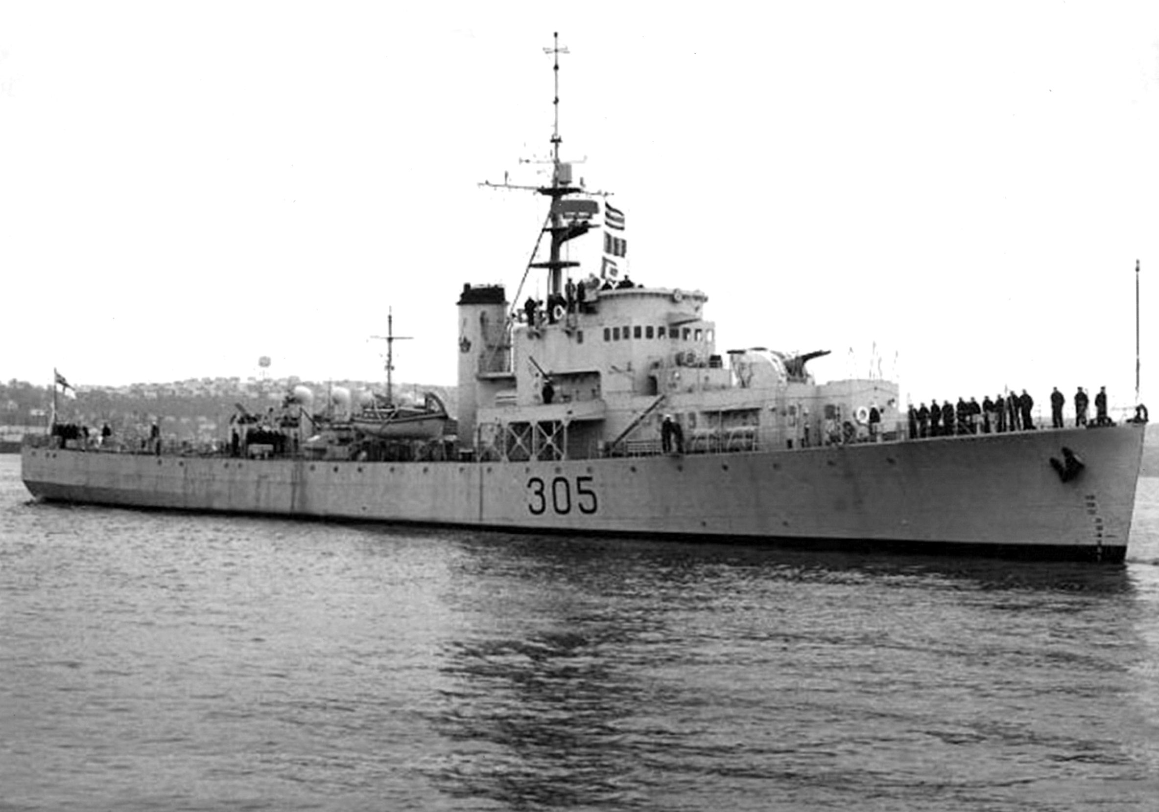 The HMCS La Hulloise was one of over 300 ships to congregate in the Solent for Queen Elizabeth II’s coronation review of the fleet in 1953. Photo supplied