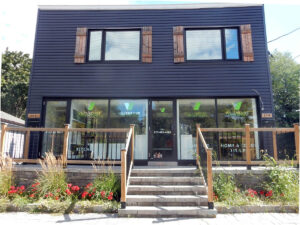 Located in Manor Park on St. Laurent Boulevard is the showroom of the interior design firm of new advertiser Villeneuve Interiors. Open by appointment only, the showroom features a wide range of products and appliances for kitchens, bathrooms or other areas of the home. PHOTO: SHARLEEN TATTERSFIELD