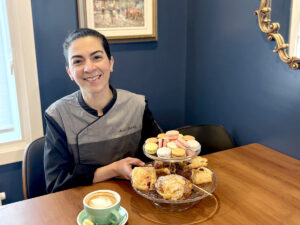 The Chronicle was fortunate to have a sneak-peek at the almost-ready-to open upper-level coffee shop and tearoom at Quelque Chose Pâtisserie at 311 St. Laurent Blvd.  Keep watch for the official opening – just in time for the Mother’s Day weekend!