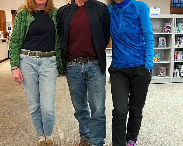 Martha Hodgson (left) and Suzanne White (right) will join Bob Sauvé (centre) on a tour of the National Gallery of Canada. Note: our un-staged and natural contrapposto stances!
